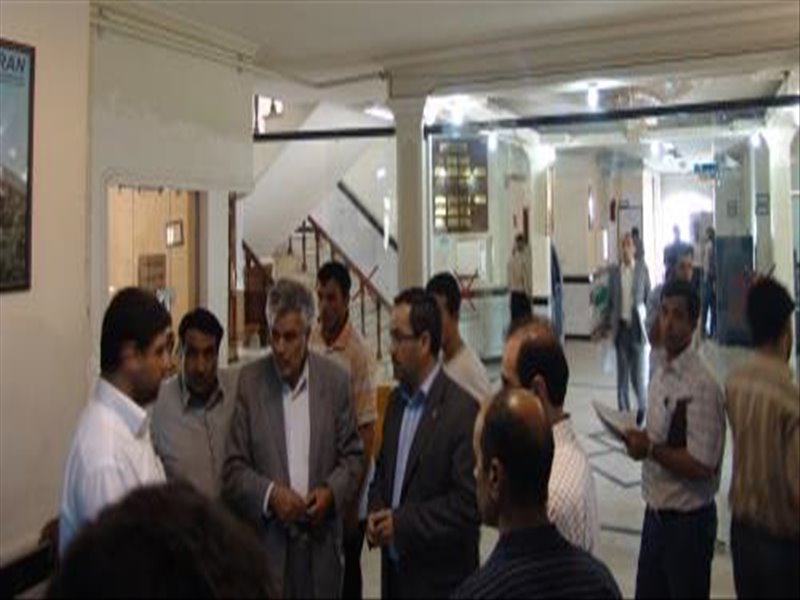 بازدید مهندس پاک نهاد از پیشرفت پروژه آرشیو الکترونیکی منطقه هفت شهرداری تبریز
