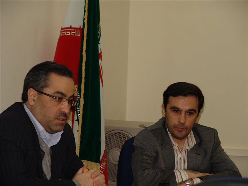 ارائه گزارش پیشرفت پروژه آرشیو الکترونیکی با حضور مشاور شهردار محترم تبریز